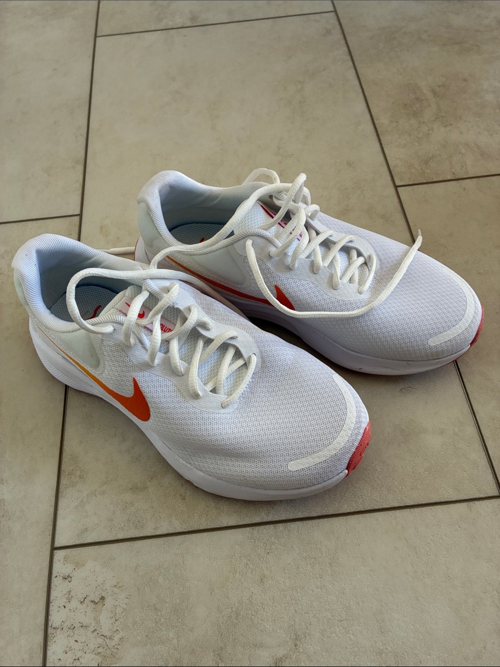 Nike White Running Sneakers with Orange Swoosh and Red Accents Size 8 W